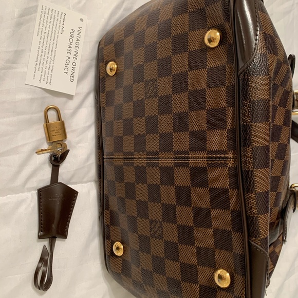 Vintage Luxury LOUIS Vuitton bag - Picture 2 of 9